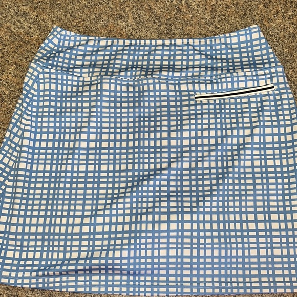 Golftini skort size medium - Picture 6 of 9